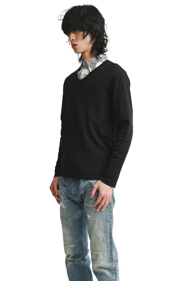 BURBBERY - LOGO STITCHED V-NECK KNIT SWEATER