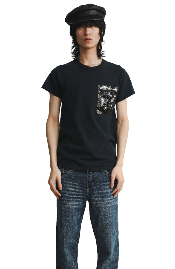 TOGA VIRILIS - ADORNMENT TEE