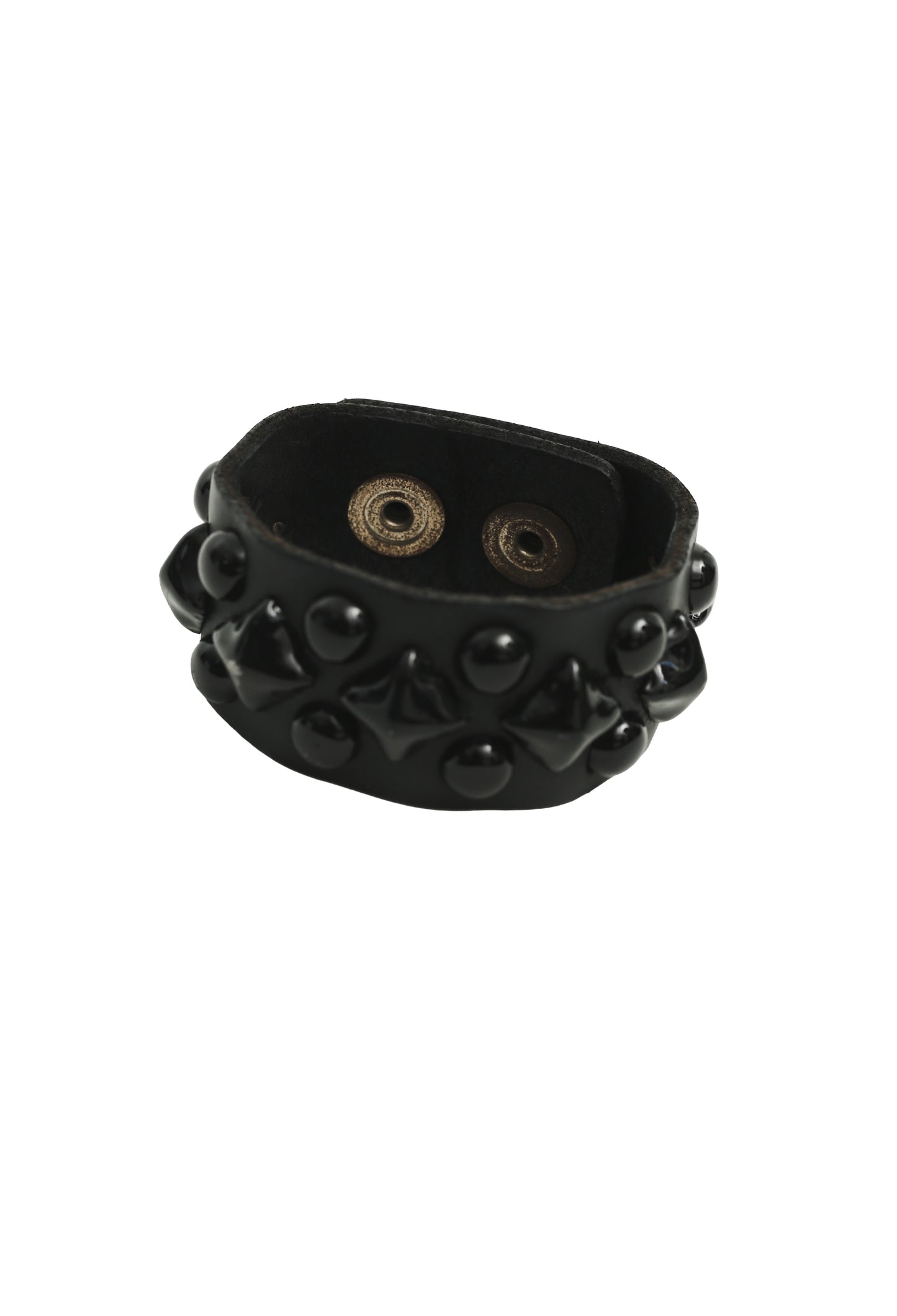 STUDS LEATHER BANGLE