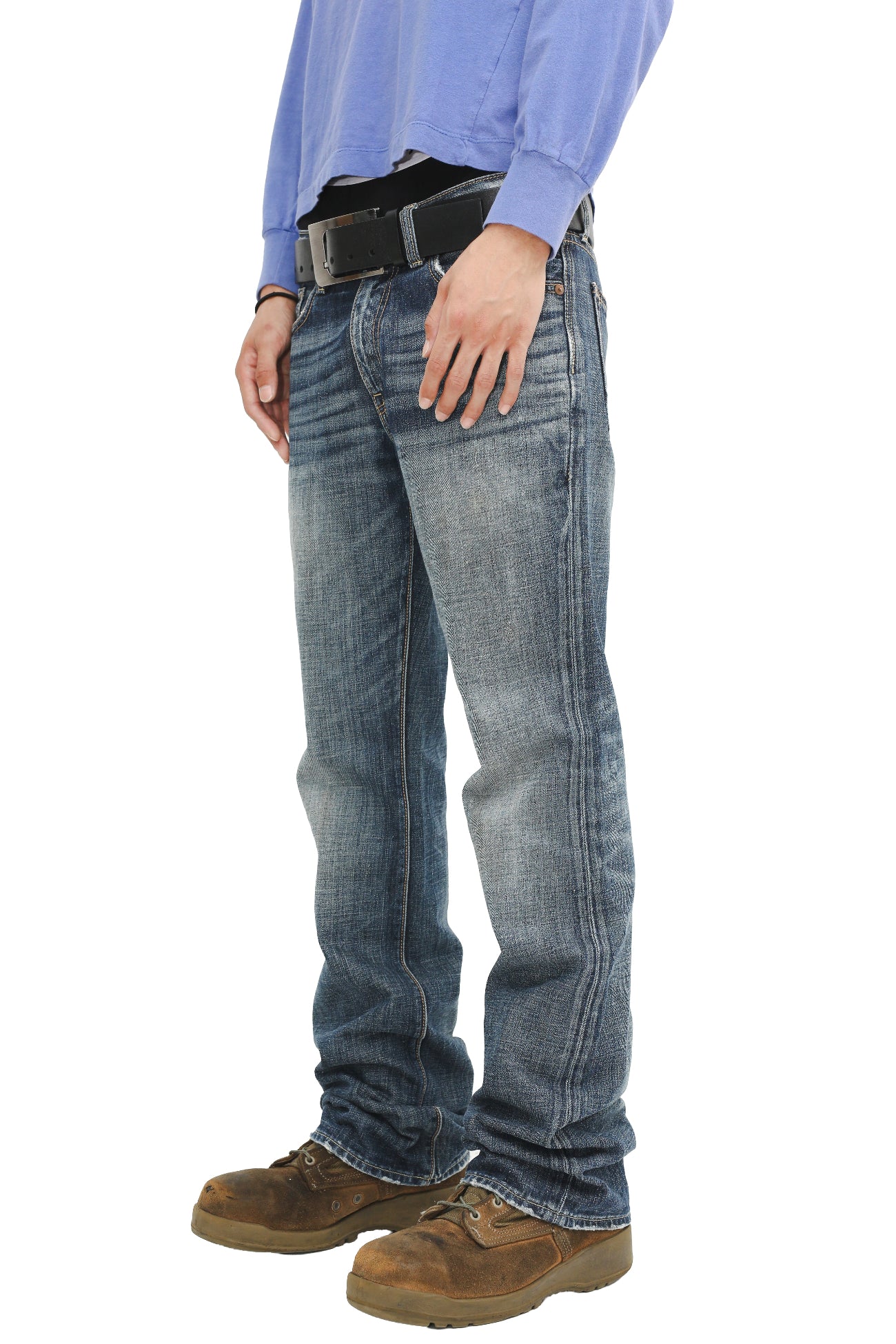 VERTICAL FADING SEMI-FLARED JEANS