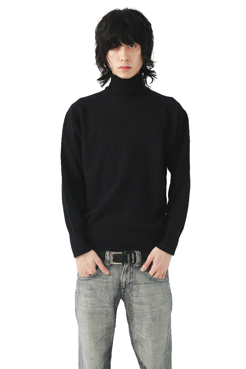 I.S - BASIC TURTLE NECK KNIT SWEATER