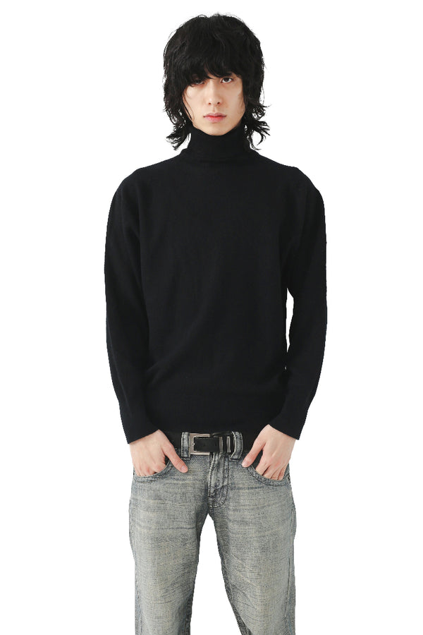 I.S - BASIC TURTLE NECK KNIT SWEATER