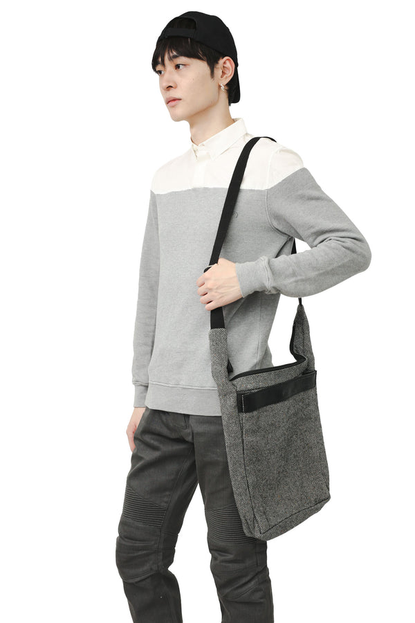 LEATHER BLEND TWEED SHOULDER BAG
