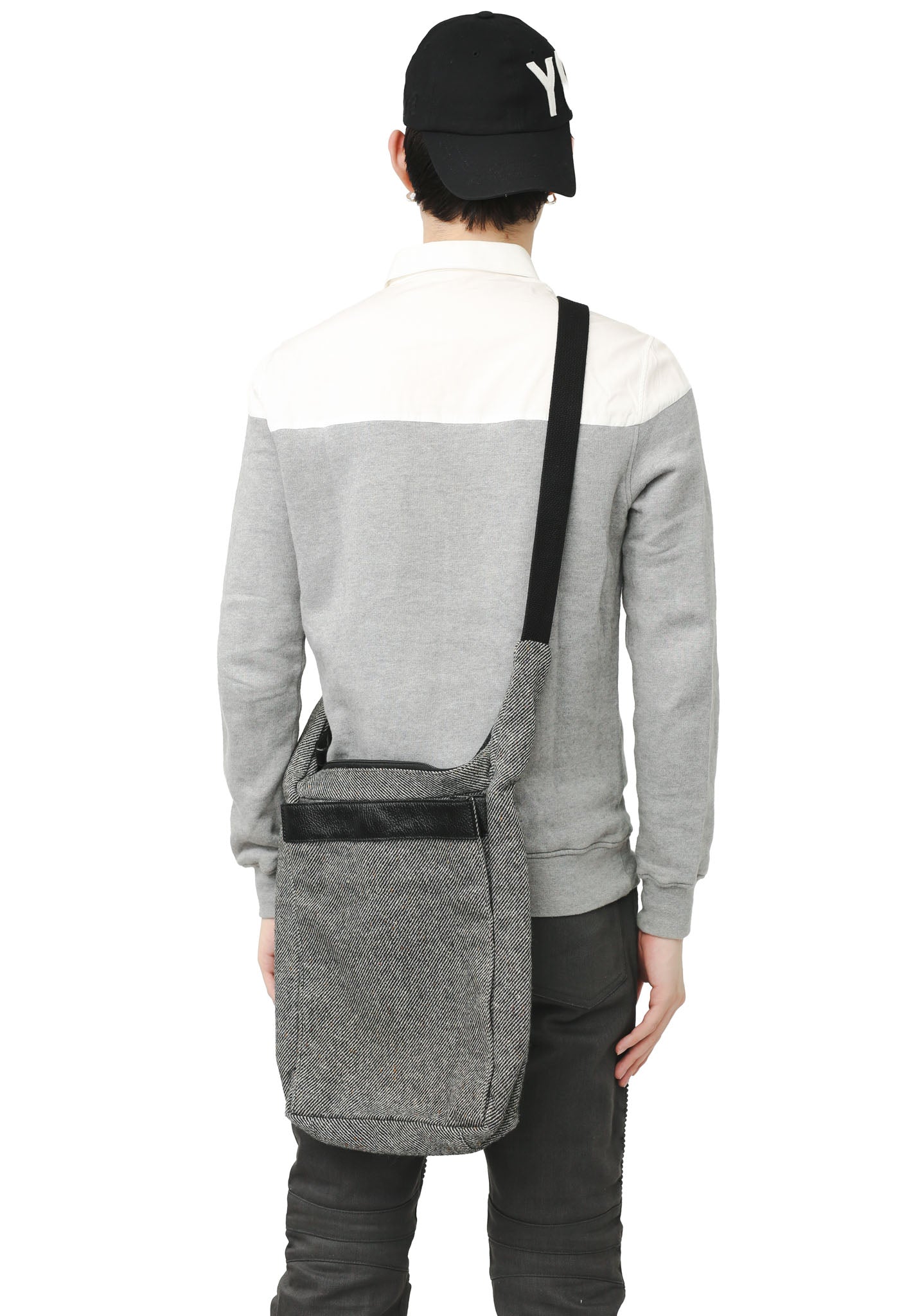 LEATHER BLEND TWEED SHOULDER BAG