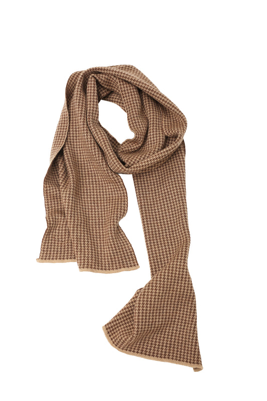 Houndstooth knit scarf