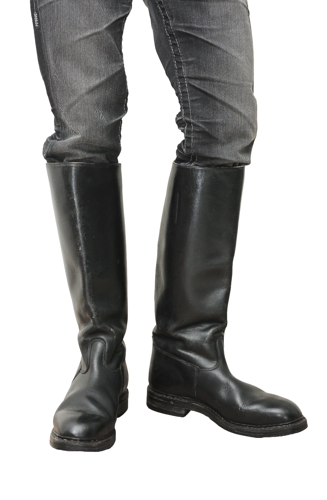 LONG LEATHER BOOTS