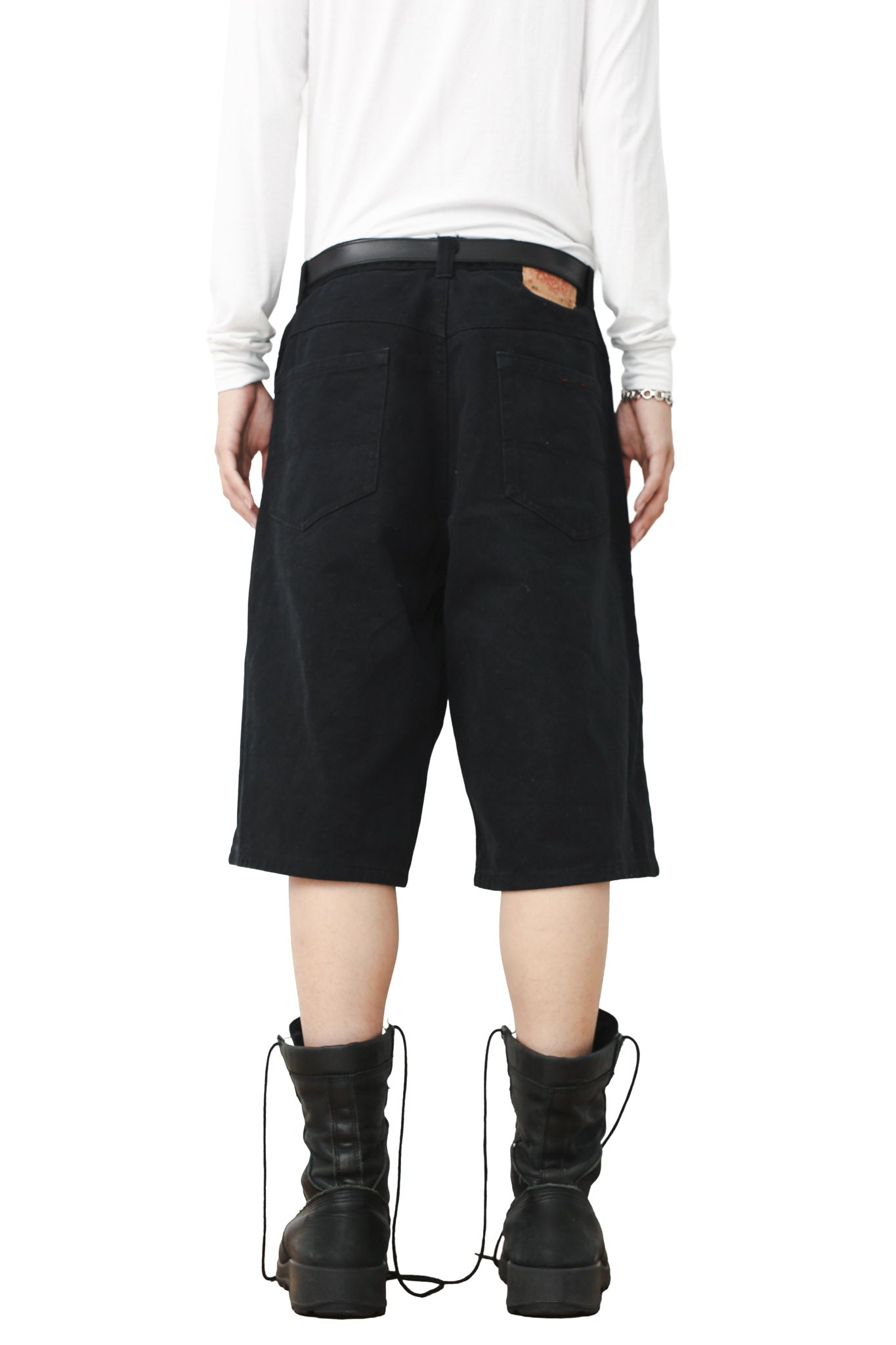 BLACK DENIM SHORTS