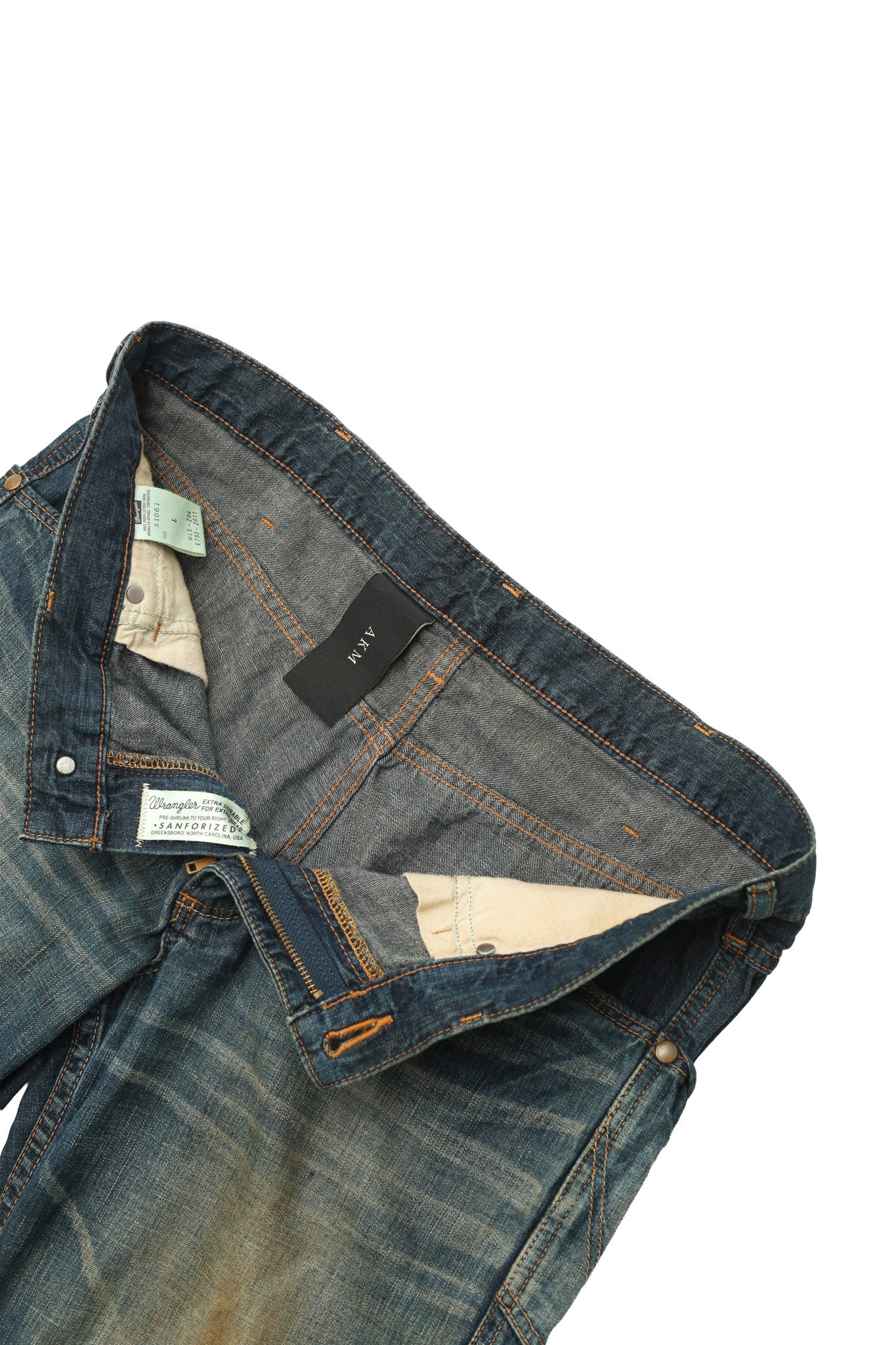 AKM - FADED JEANS
