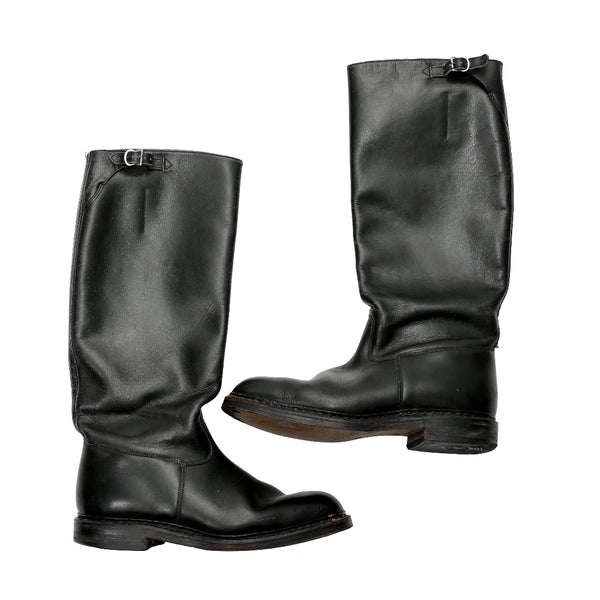 LONG LEATHER BOOTS