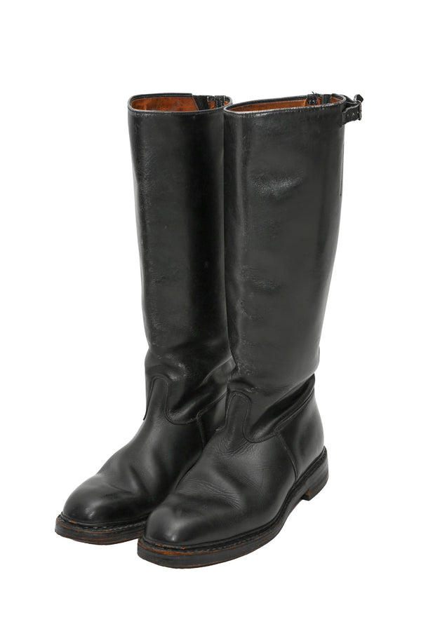 LONG LEATHER BOOTS